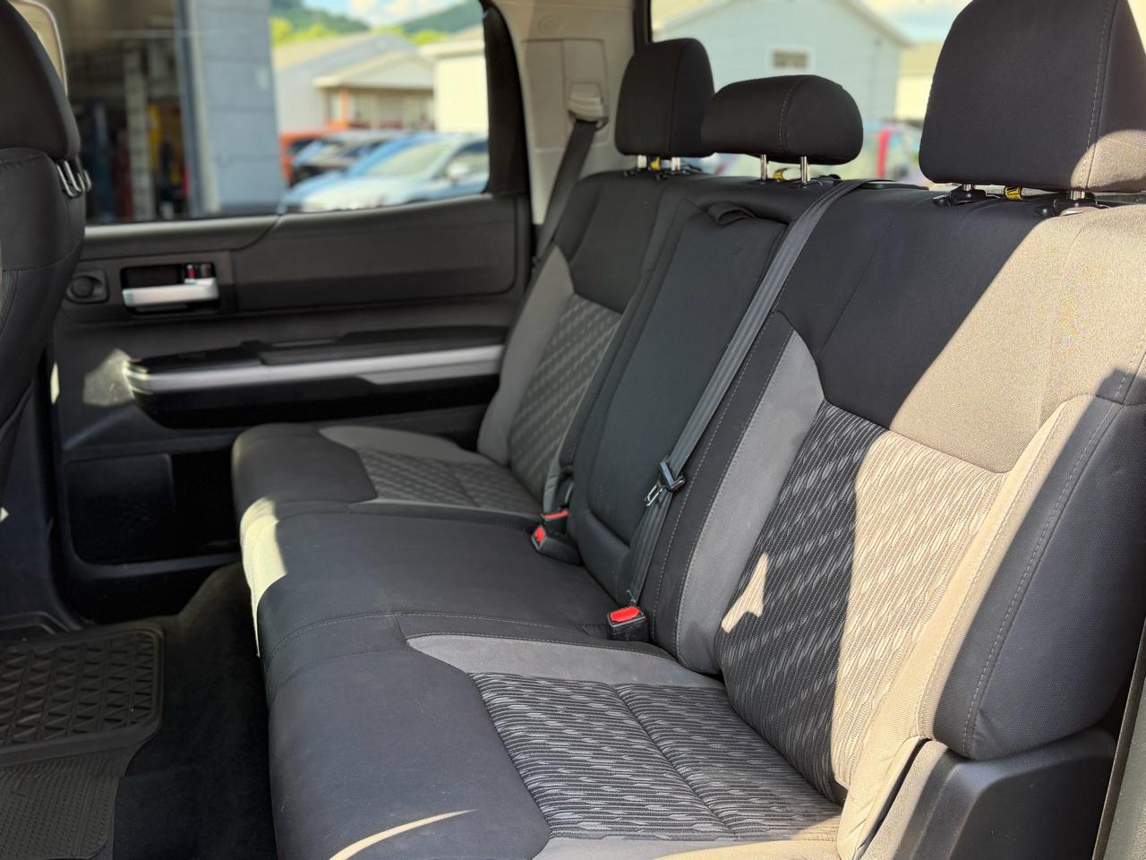 Toyota Tundra  2019