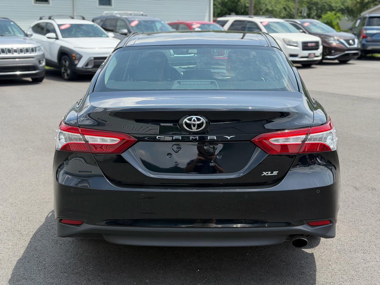 Toyota Camry  2018