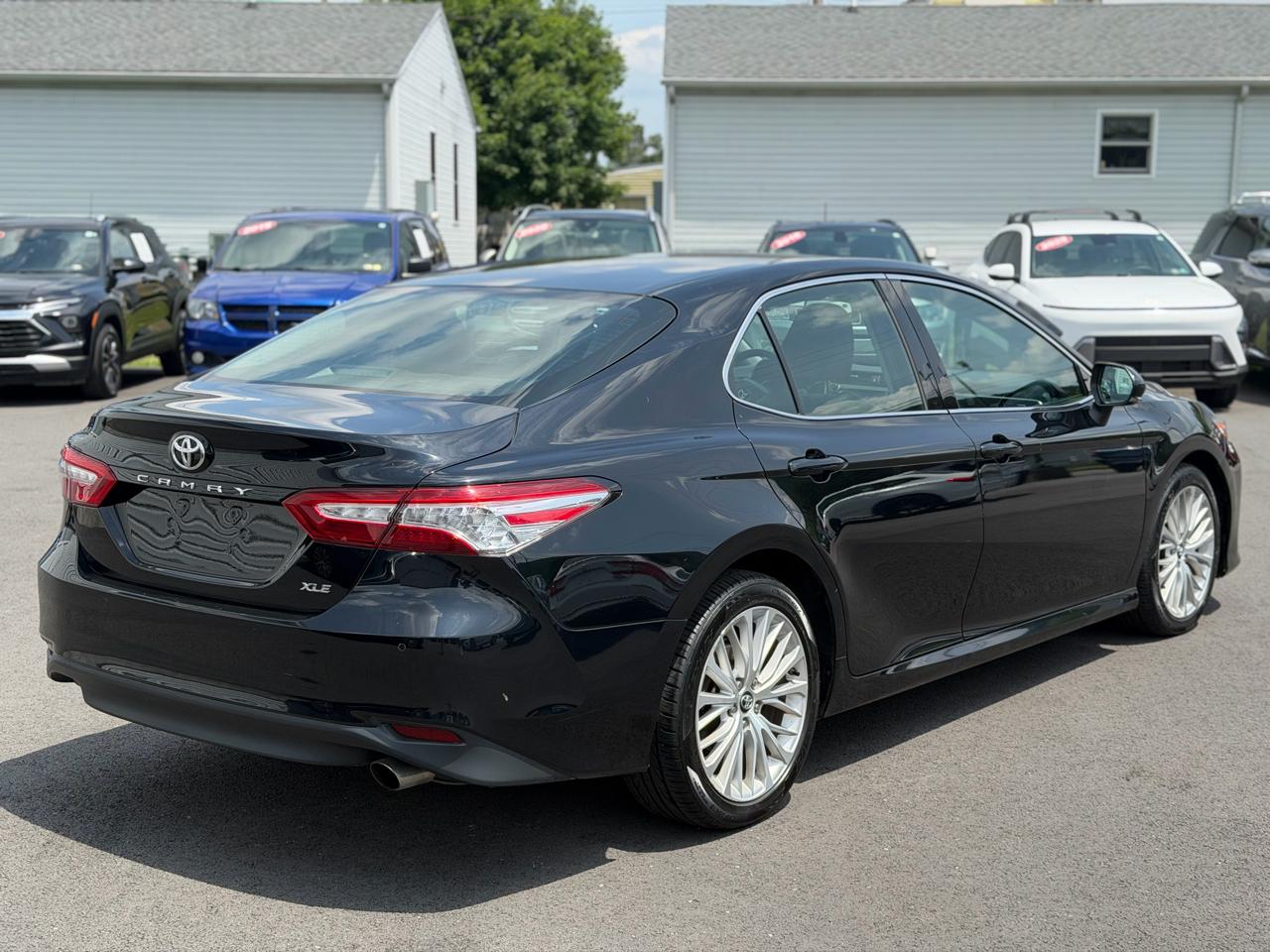 Toyota Camry  2018