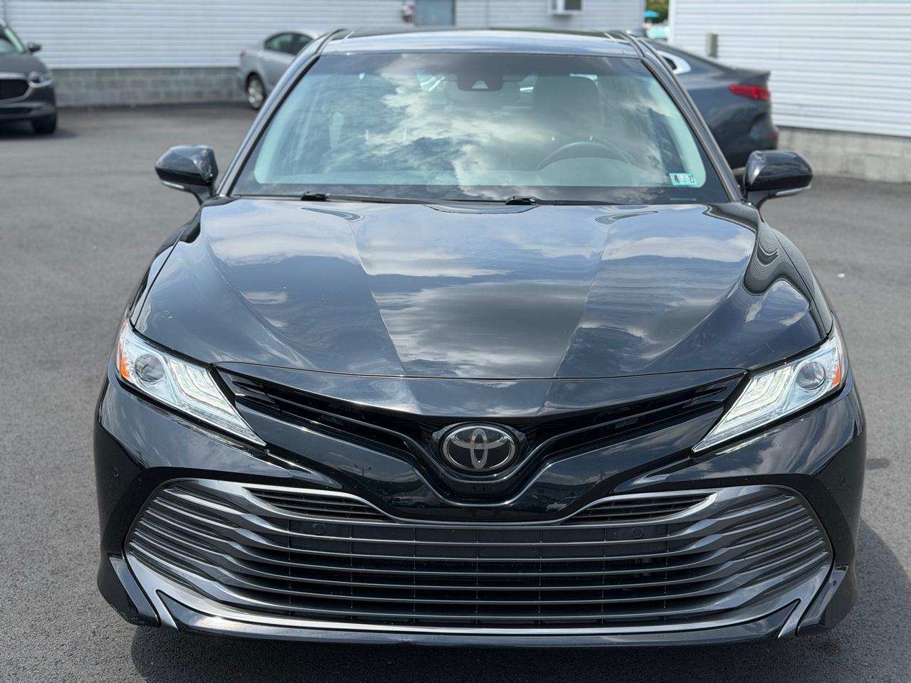 Toyota Camry  2018