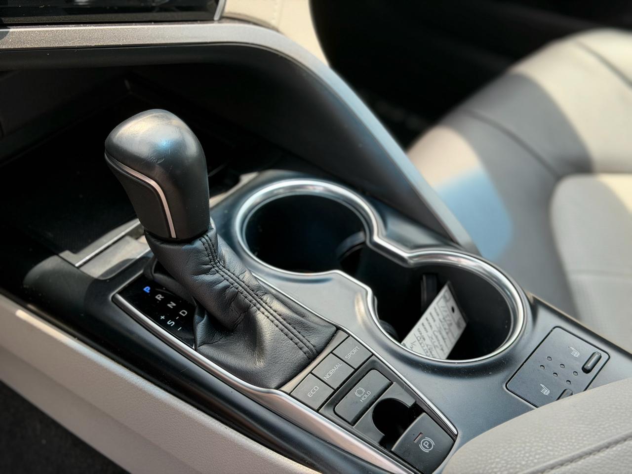 Toyota Camry  2018