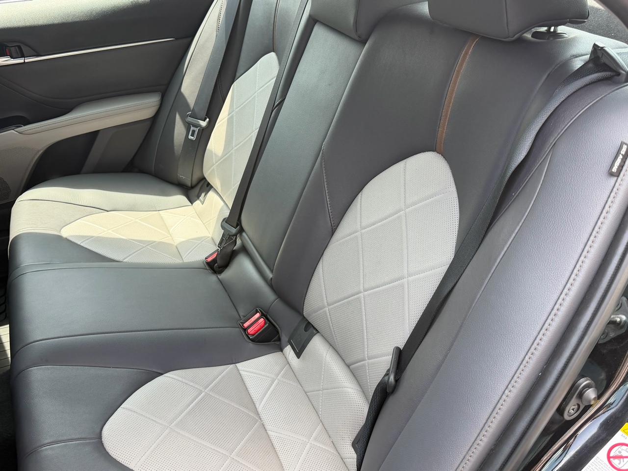 Toyota Camry  2018
