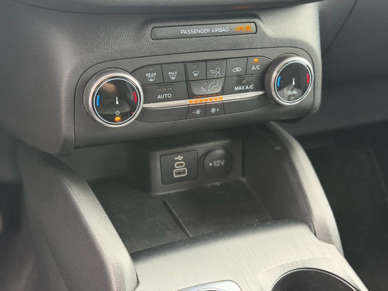 Ford Escape  2025