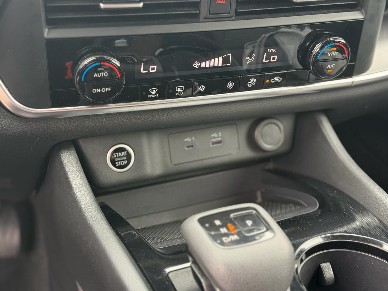 Nissan Rogue  2023