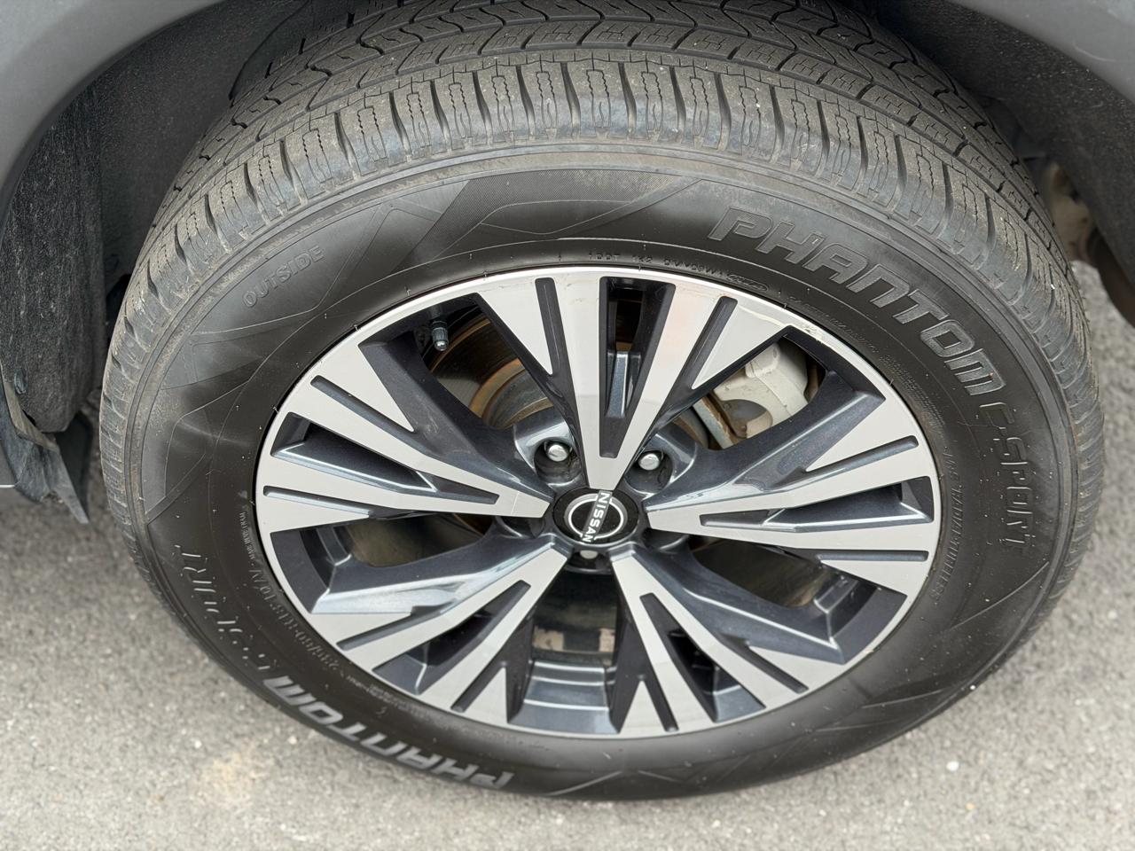 Nissan Rogue  2023