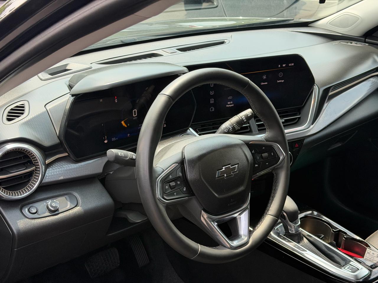 Chevrolet Trax  2024