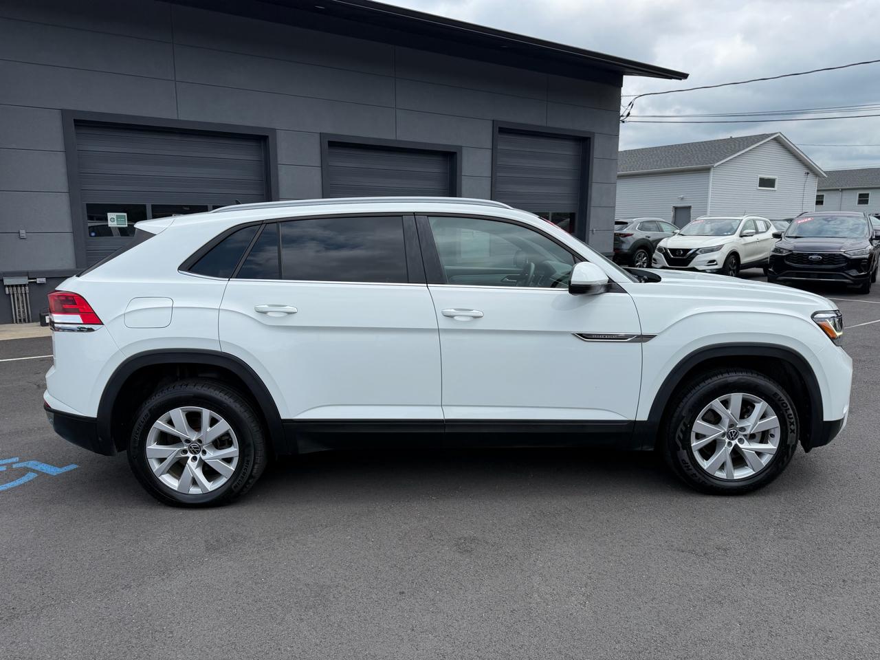 Volkswagen Atlas Cross Sport  2021