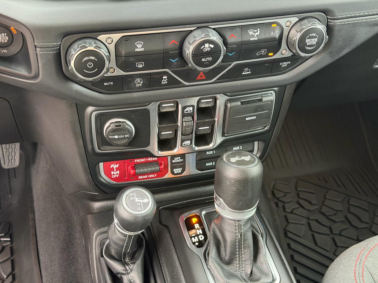 Jeep Wrangler  2024