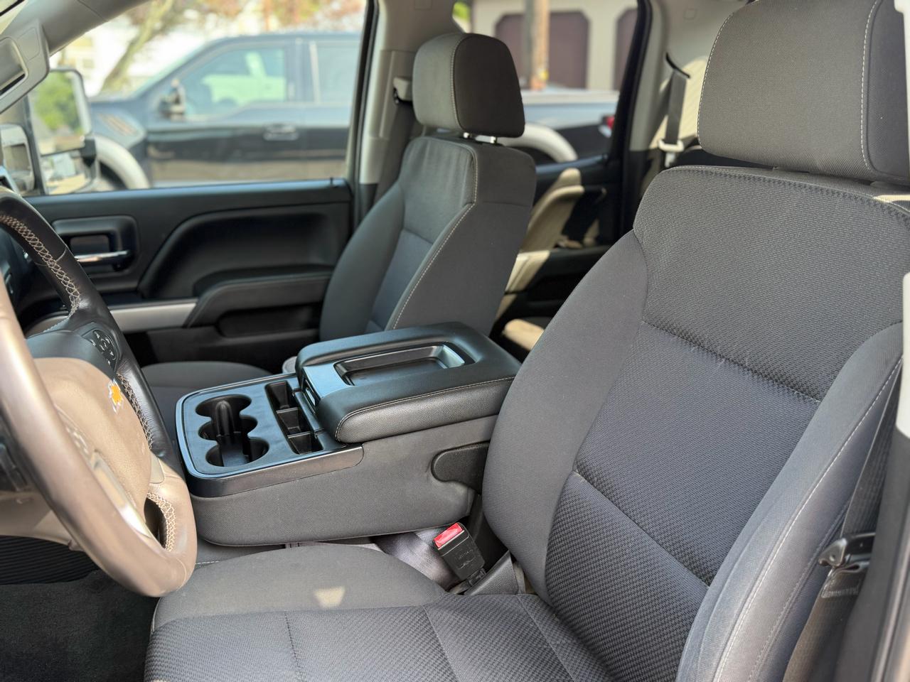 Chevrolet Silverado 1500  2018