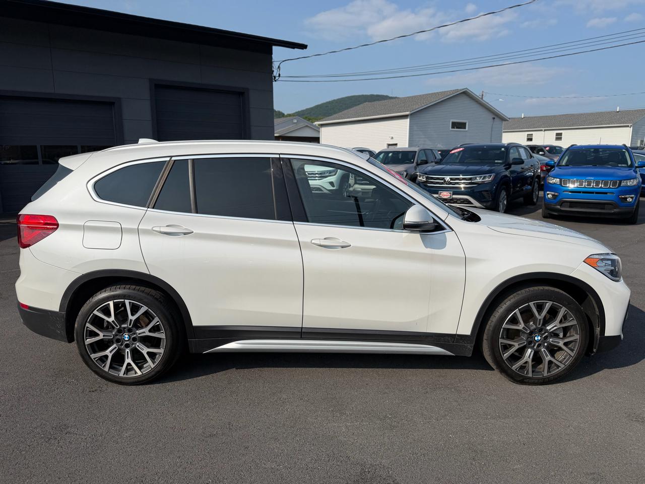 BMW X1  2021