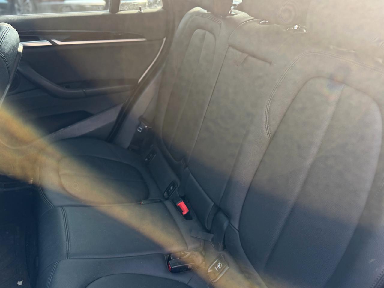 BMW X1  2021