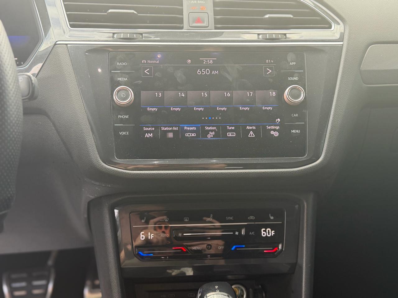 Volkswagen Tiguan  2022