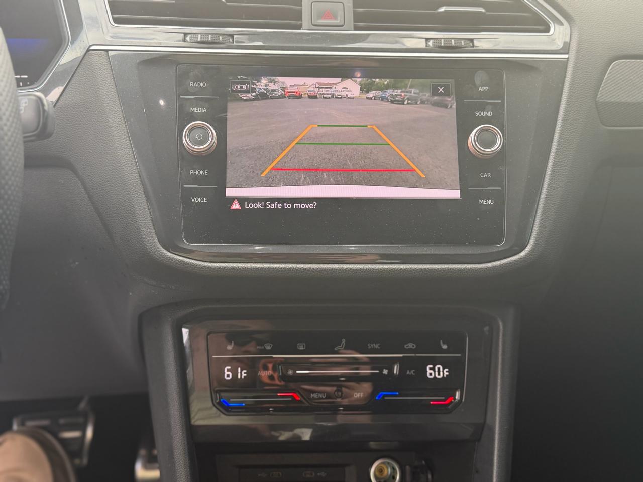 Volkswagen Tiguan  2022