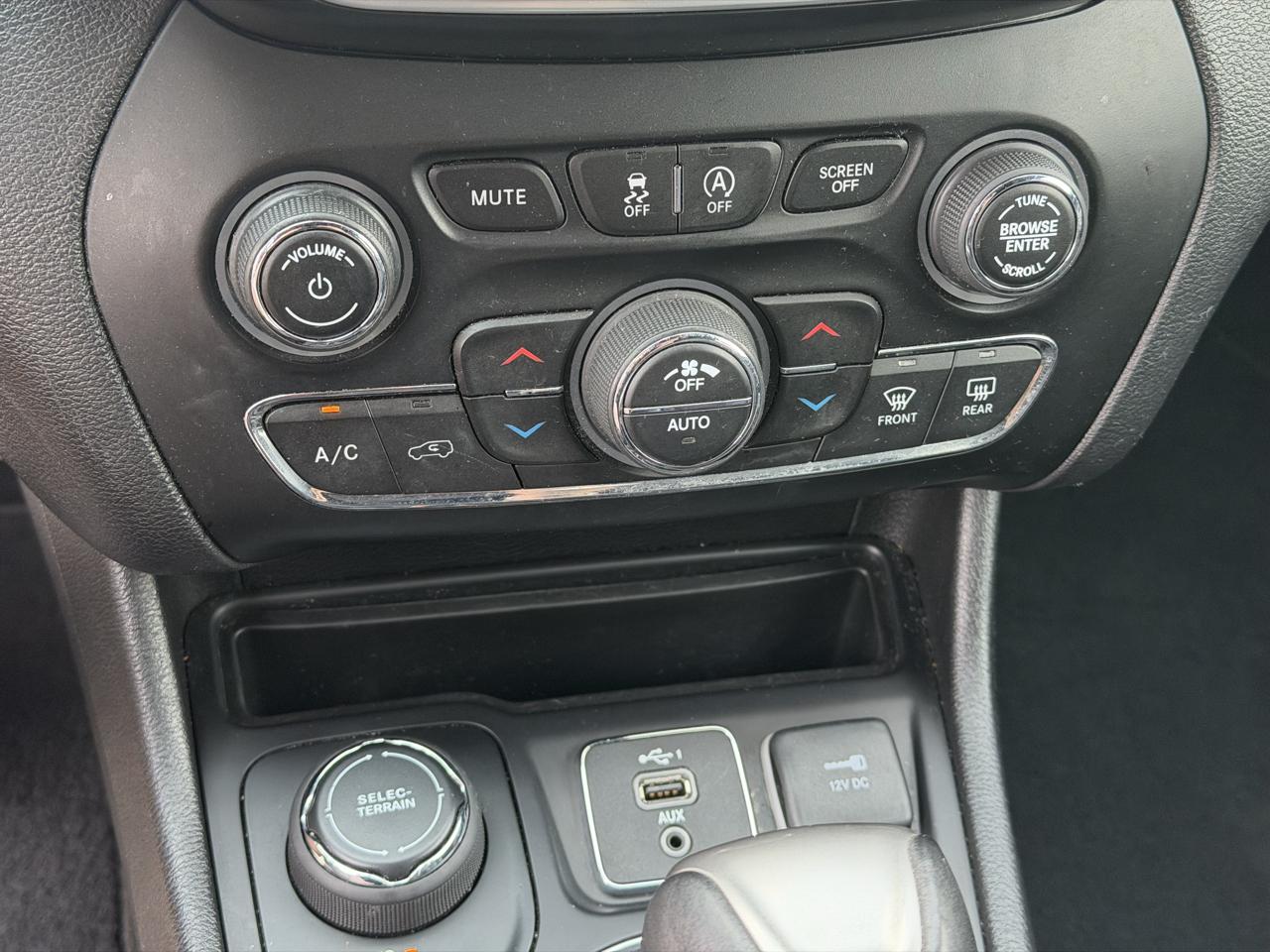 Jeep Cherokee  2019