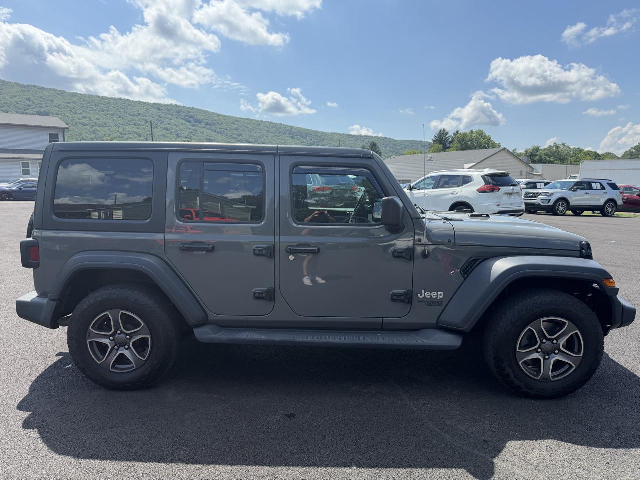 Jeep Wrangler  2018