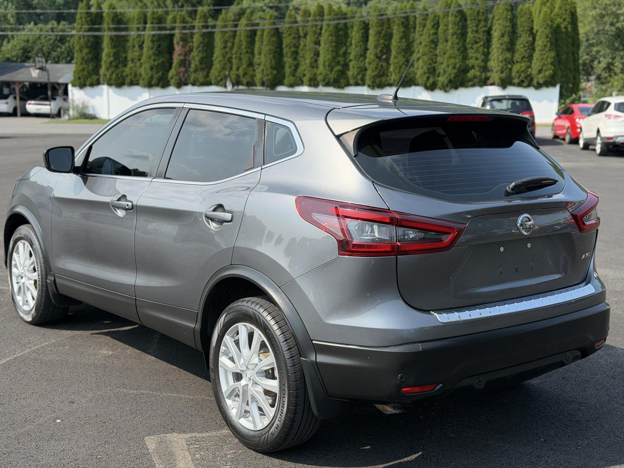 Nissan Rogue Sport  2020