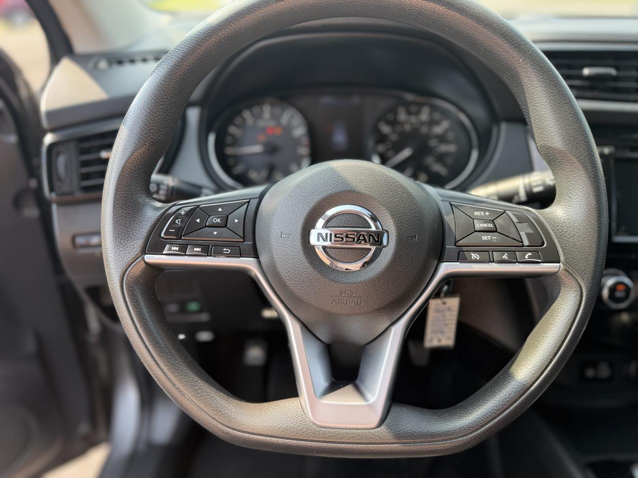 Nissan Rogue Sport  2020