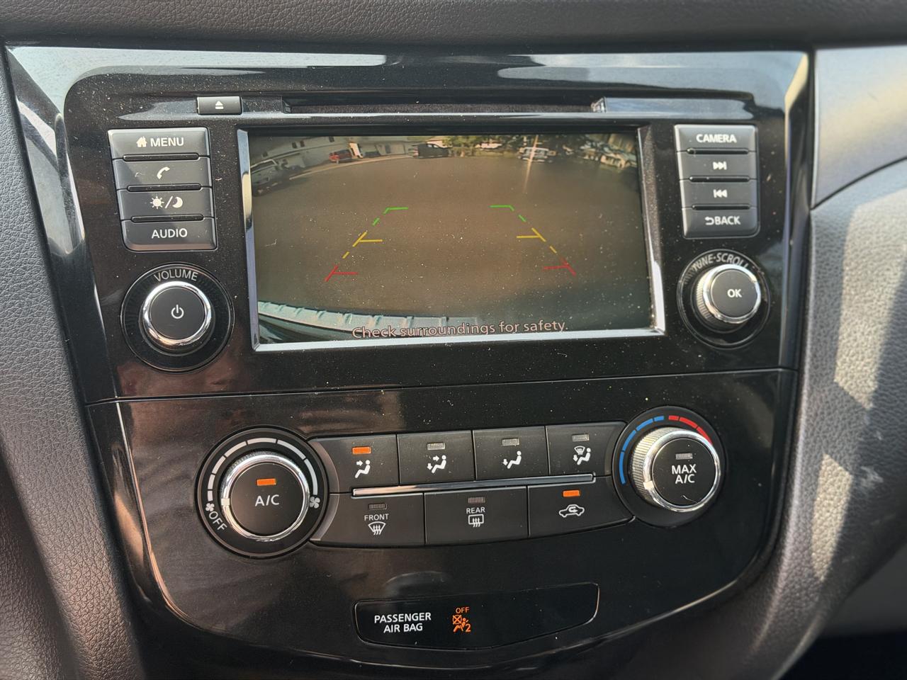 Nissan Rogue Sport  2020