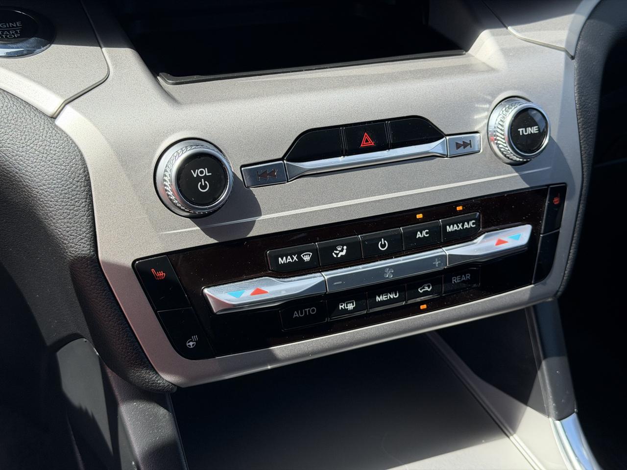 Ford Explorer  2022