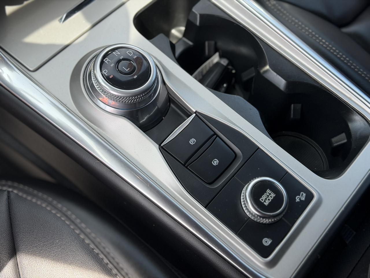 Ford Explorer  2022