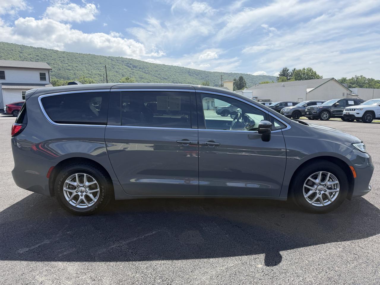 Chrysler Pacifica  2025