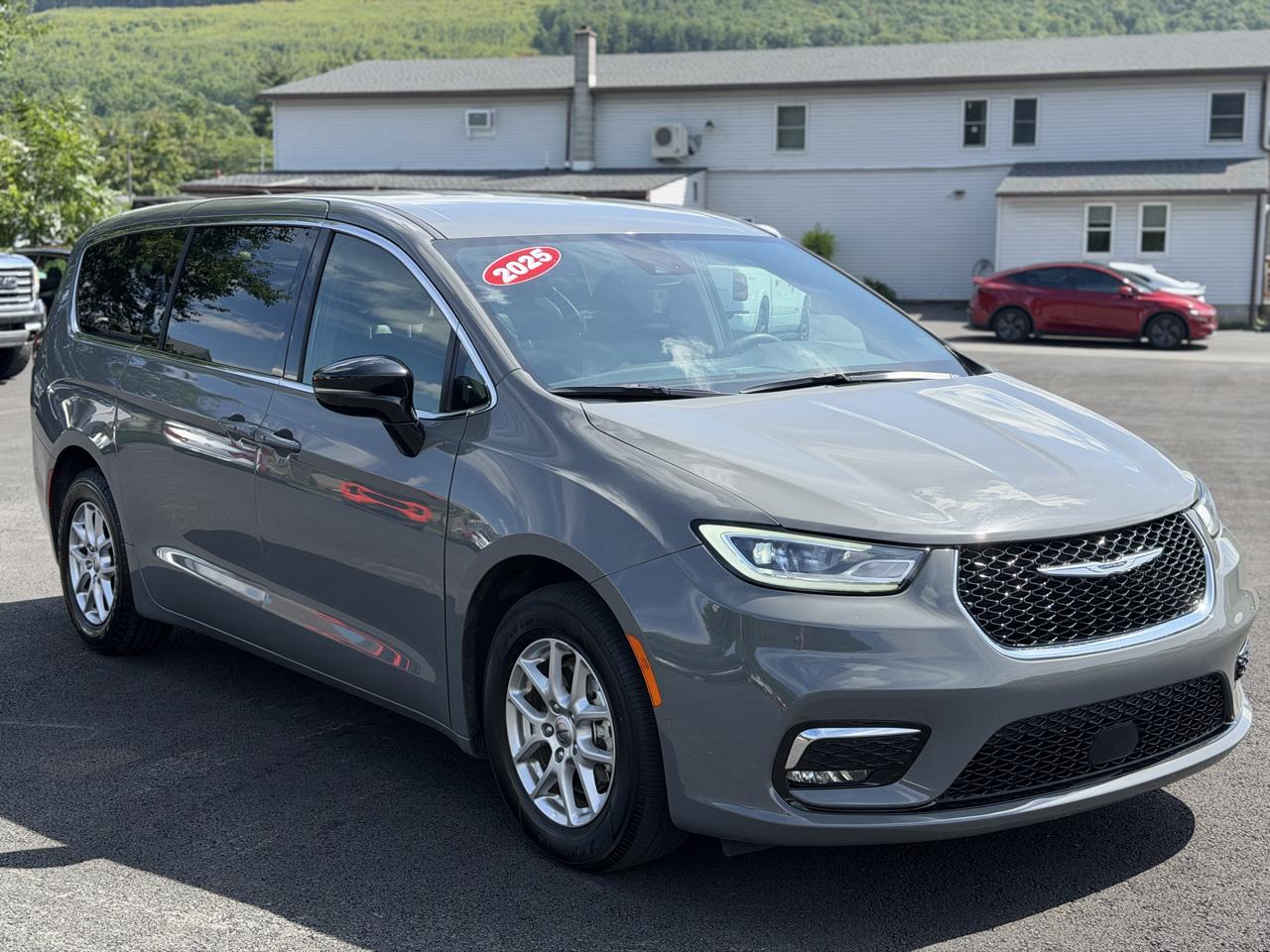 Chrysler Pacifica  2025