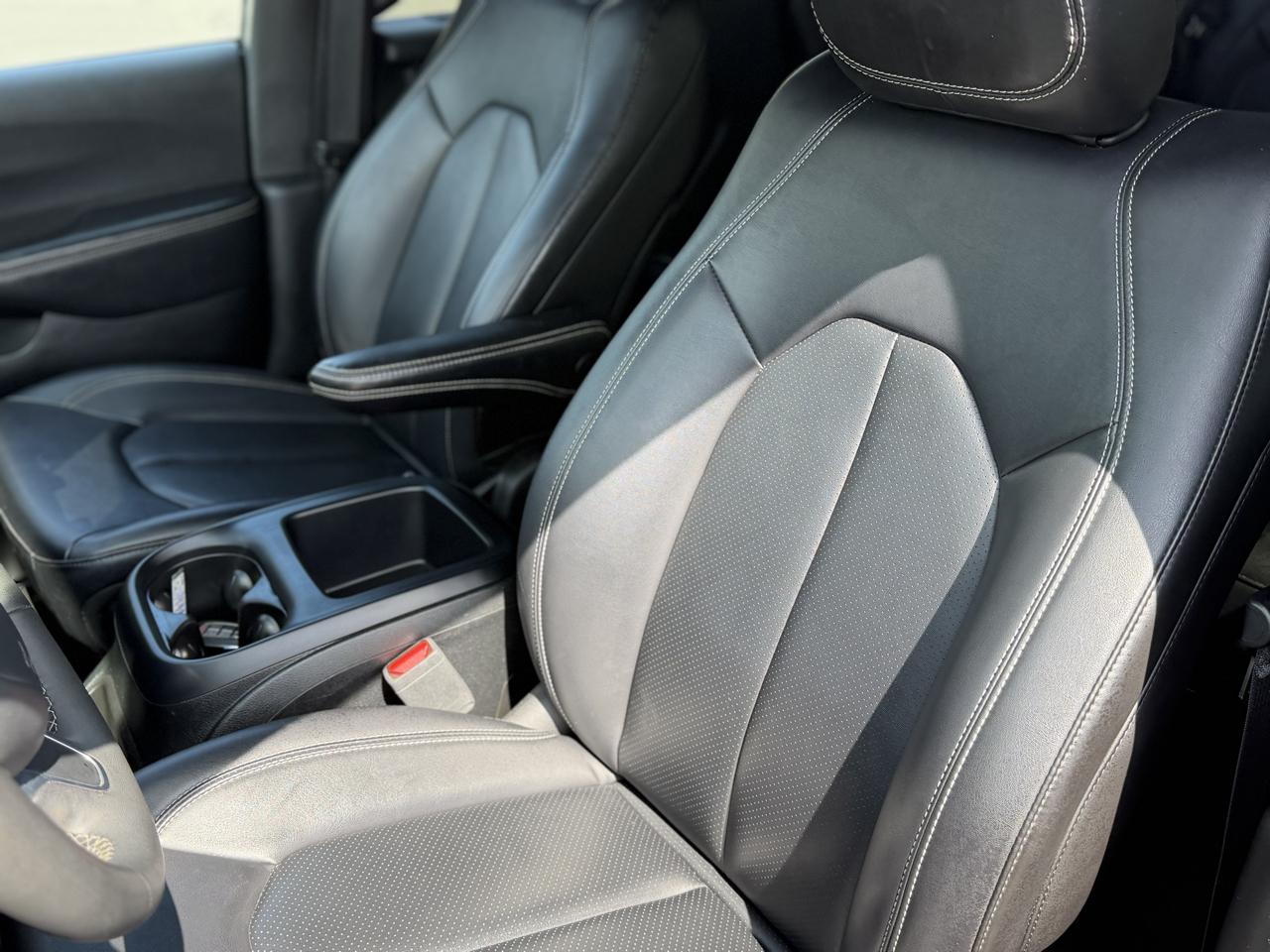 Chrysler Pacifica  2025