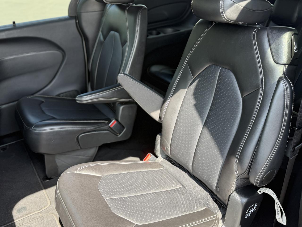 Chrysler Pacifica  2025