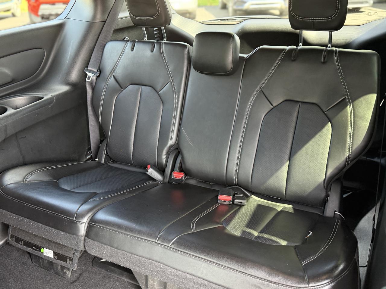 Chrysler Pacifica  2025
