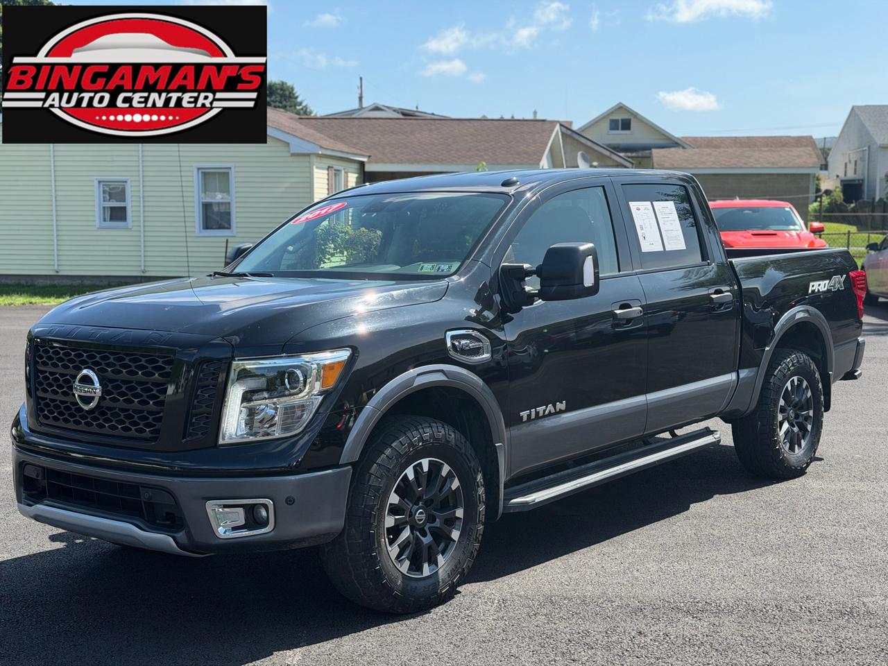 Nissan Titan  2017
