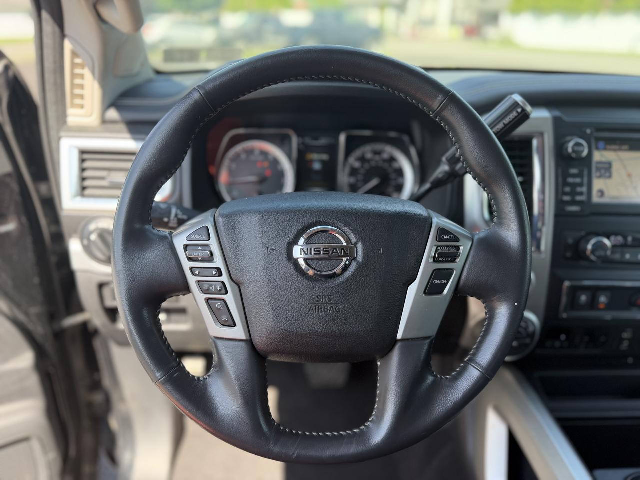 Nissan Titan  2017