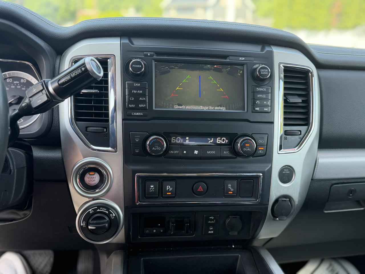 Nissan Titan  2017