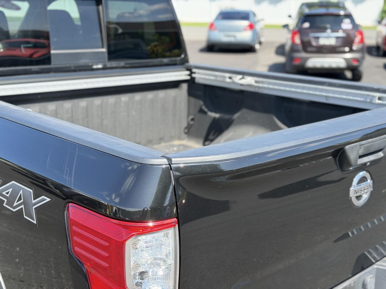 Nissan Titan  2017