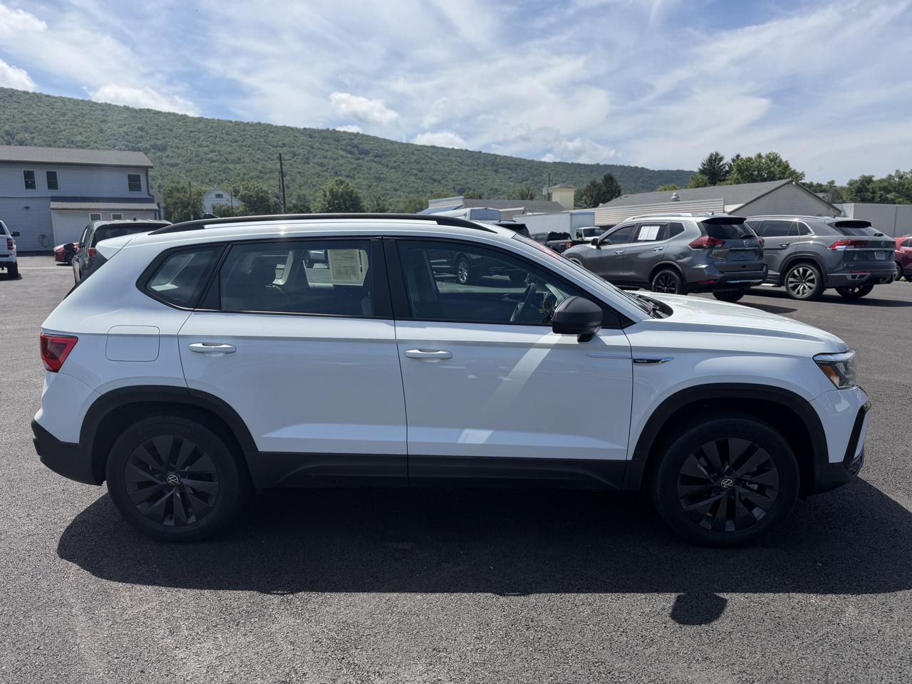 Volkswagen Taos  2022