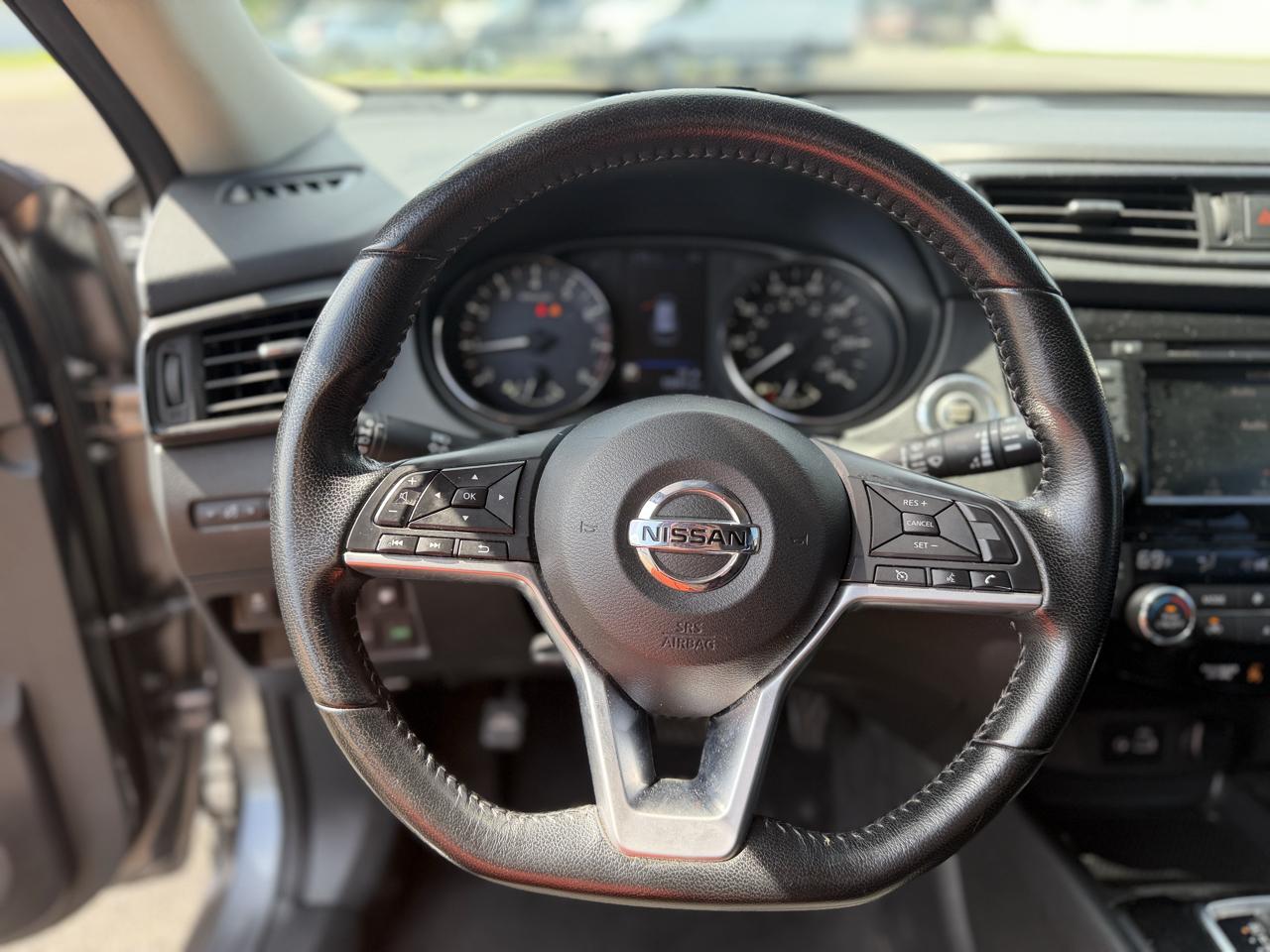 Nissan Rogue  2020