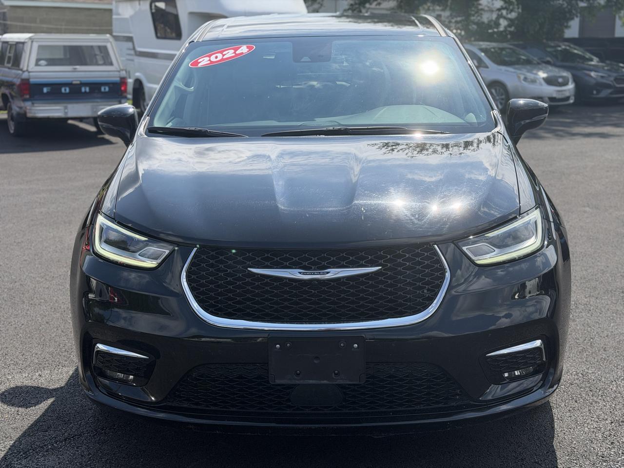 Chrysler Pacifica  2024