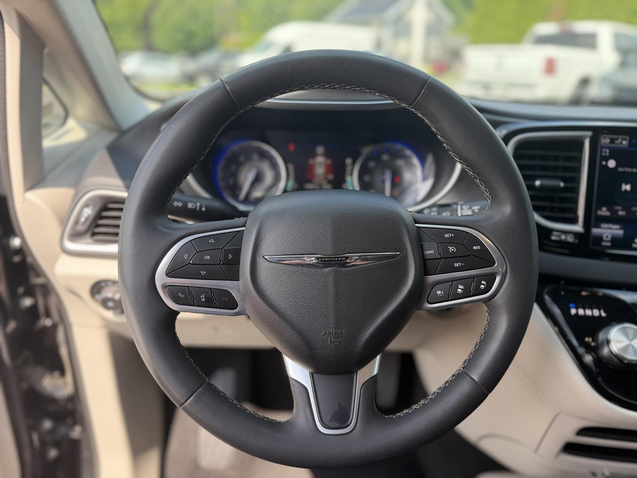 Chrysler Pacifica  2024