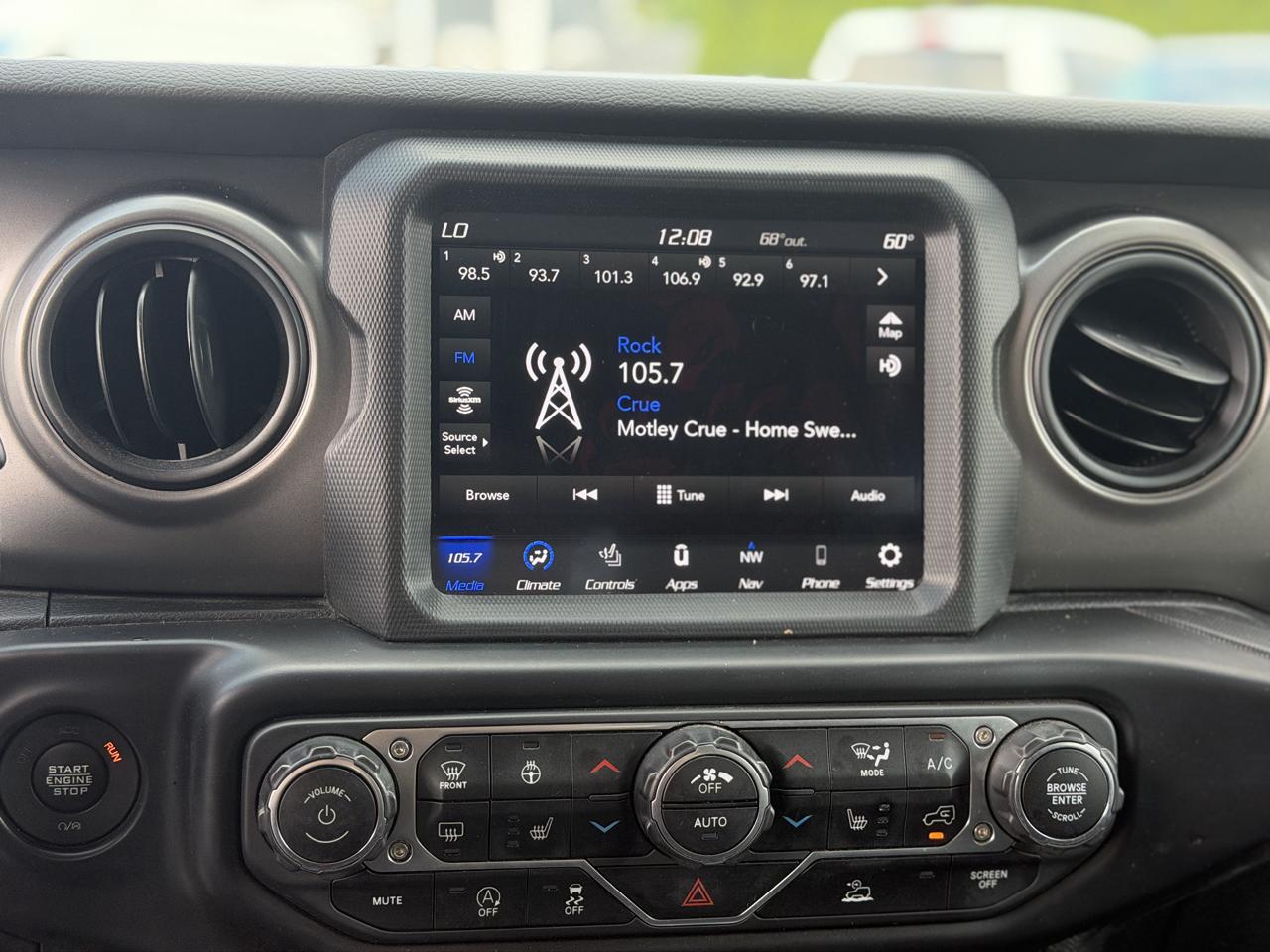 Jeep Wrangler  2022