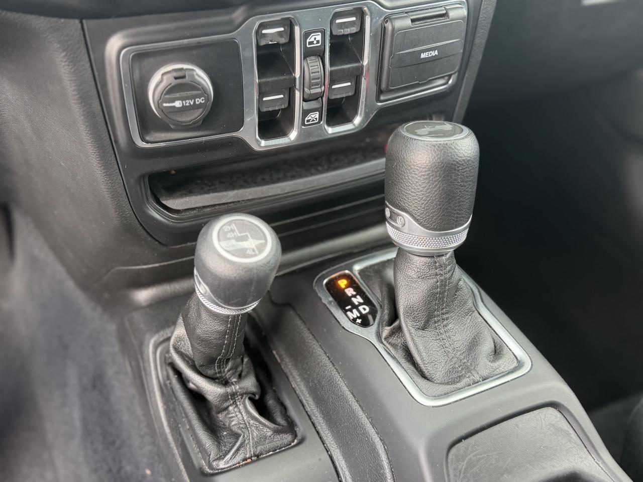 Jeep Wrangler  2022