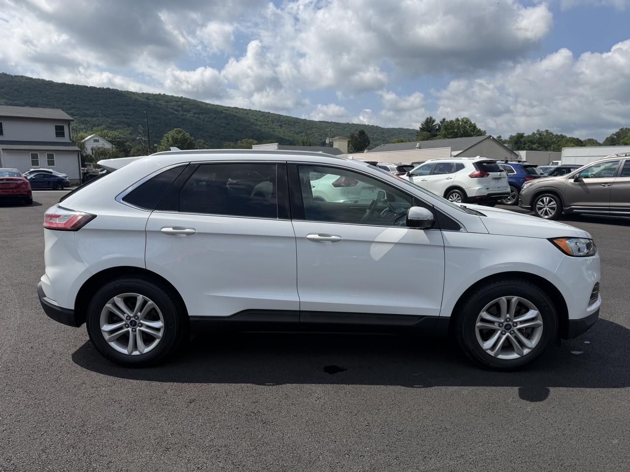 Ford Edge  2020