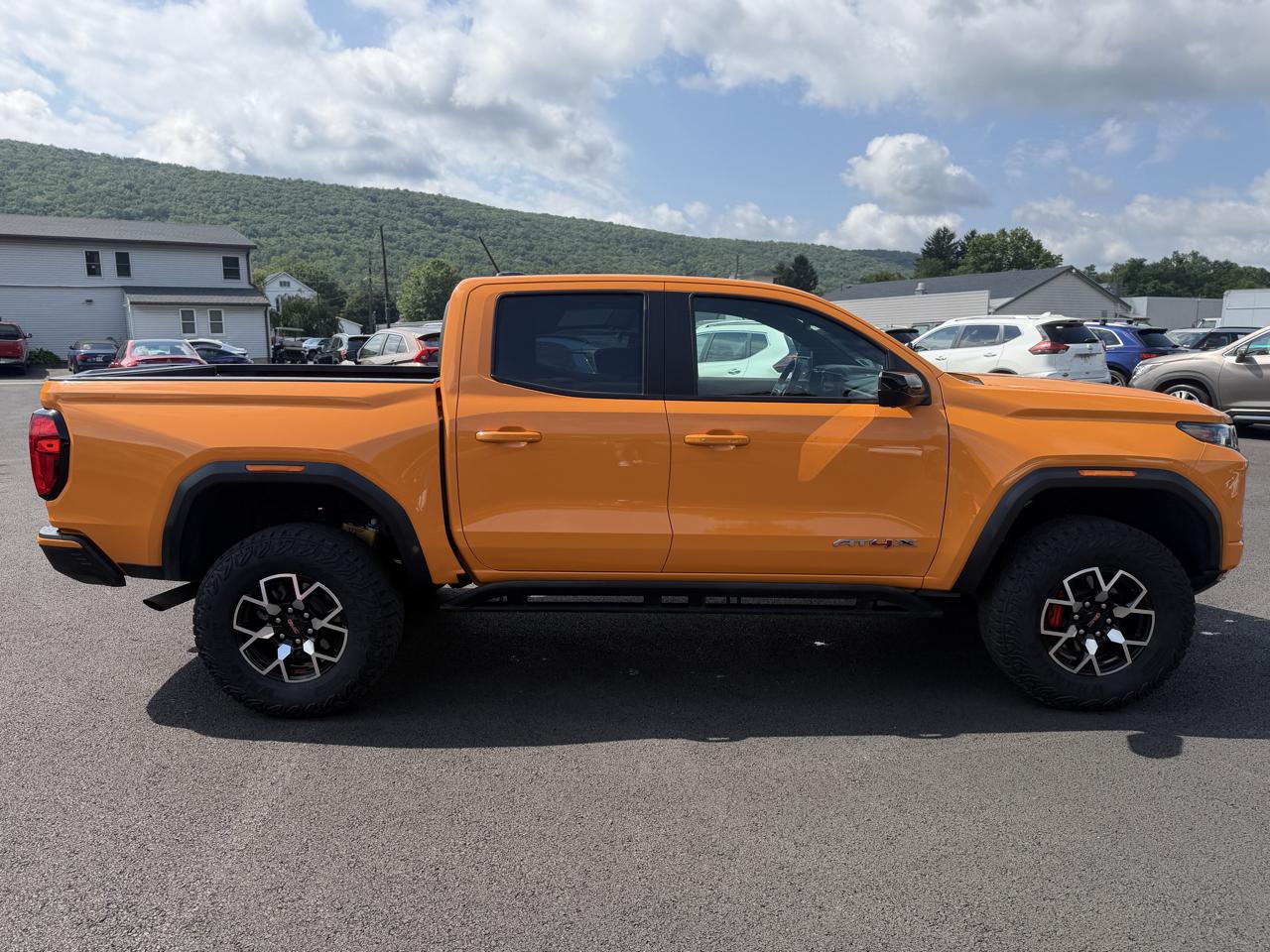 GMC Canyon  2025