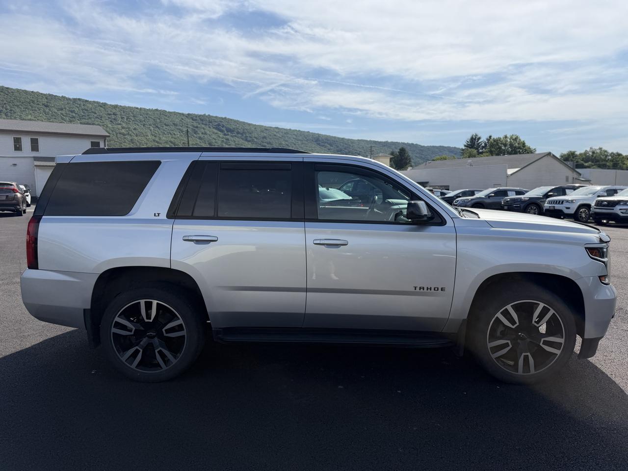Chevrolet Tahoe  2019