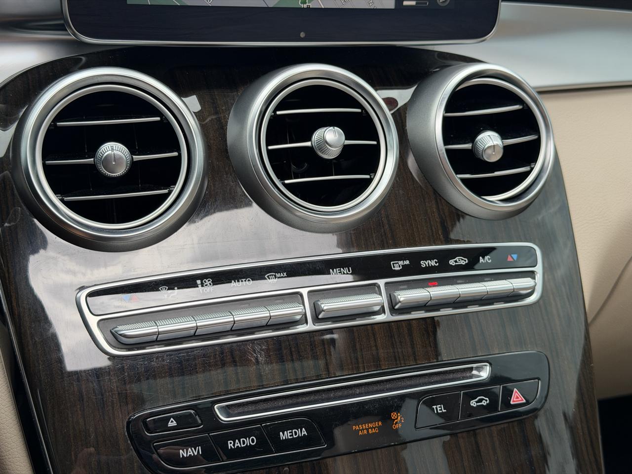 Mercedes-Benz GLC-Class  2017