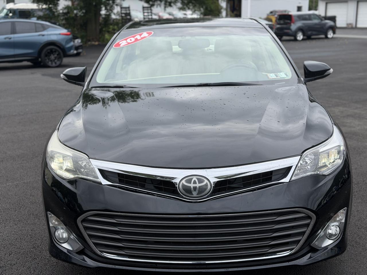 Toyota Avalon  2014