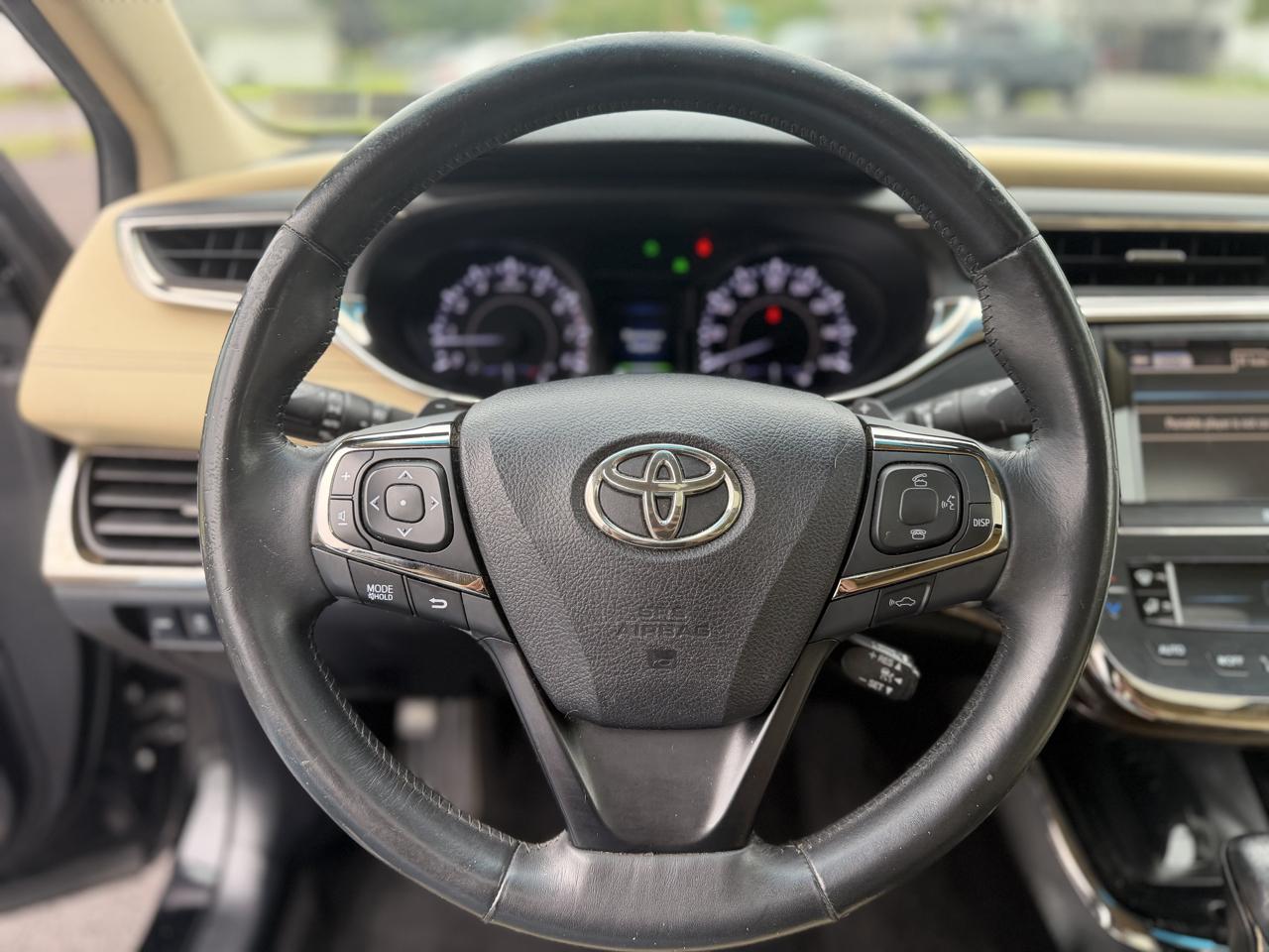Toyota Avalon  2014