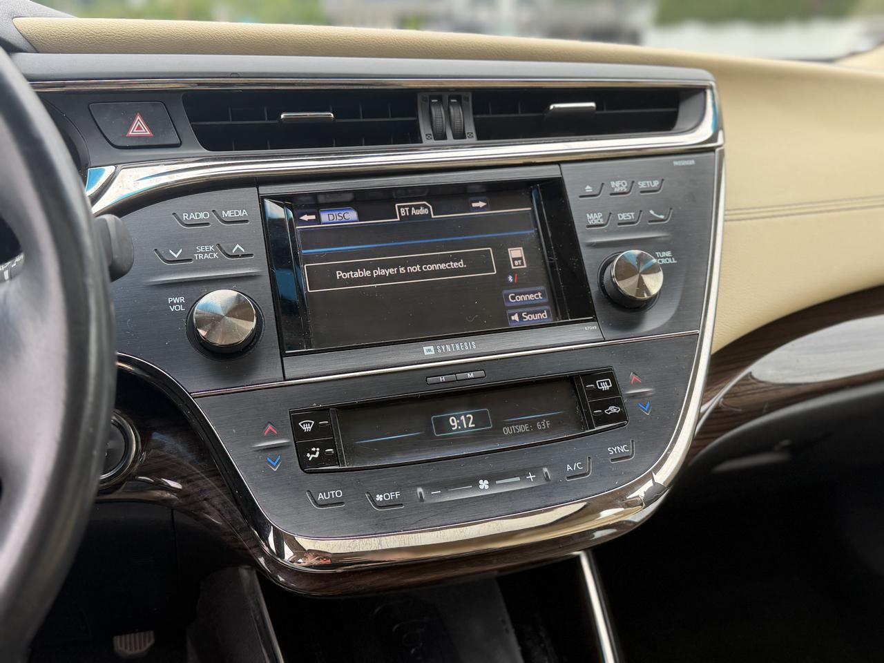 Toyota Avalon  2014