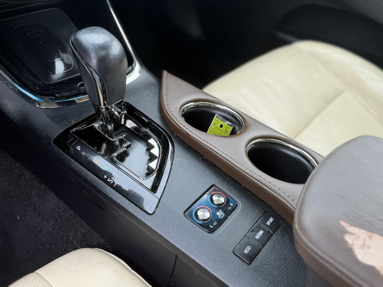 Toyota Avalon  2014