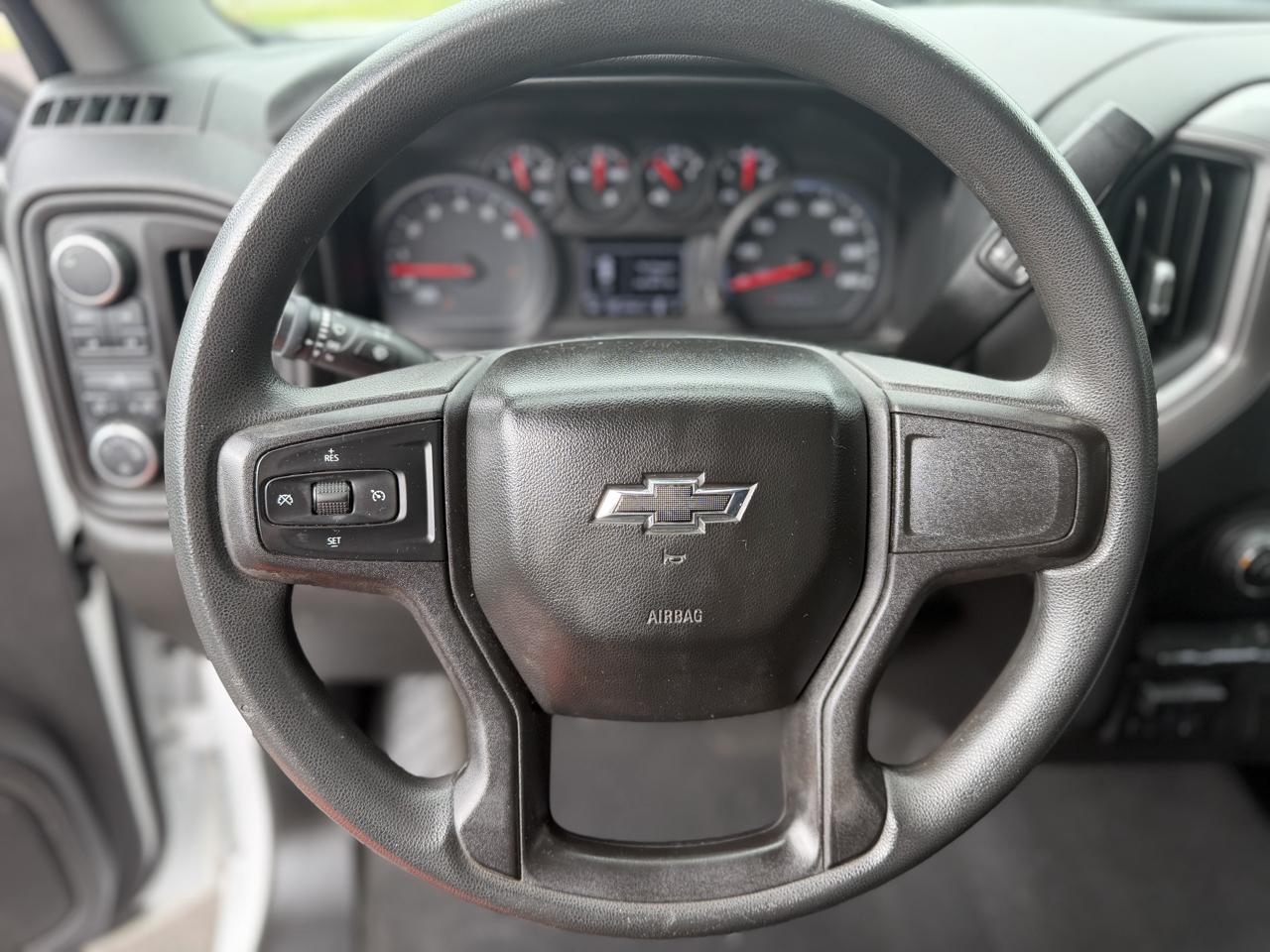 Chevrolet Silverado 1500  2021