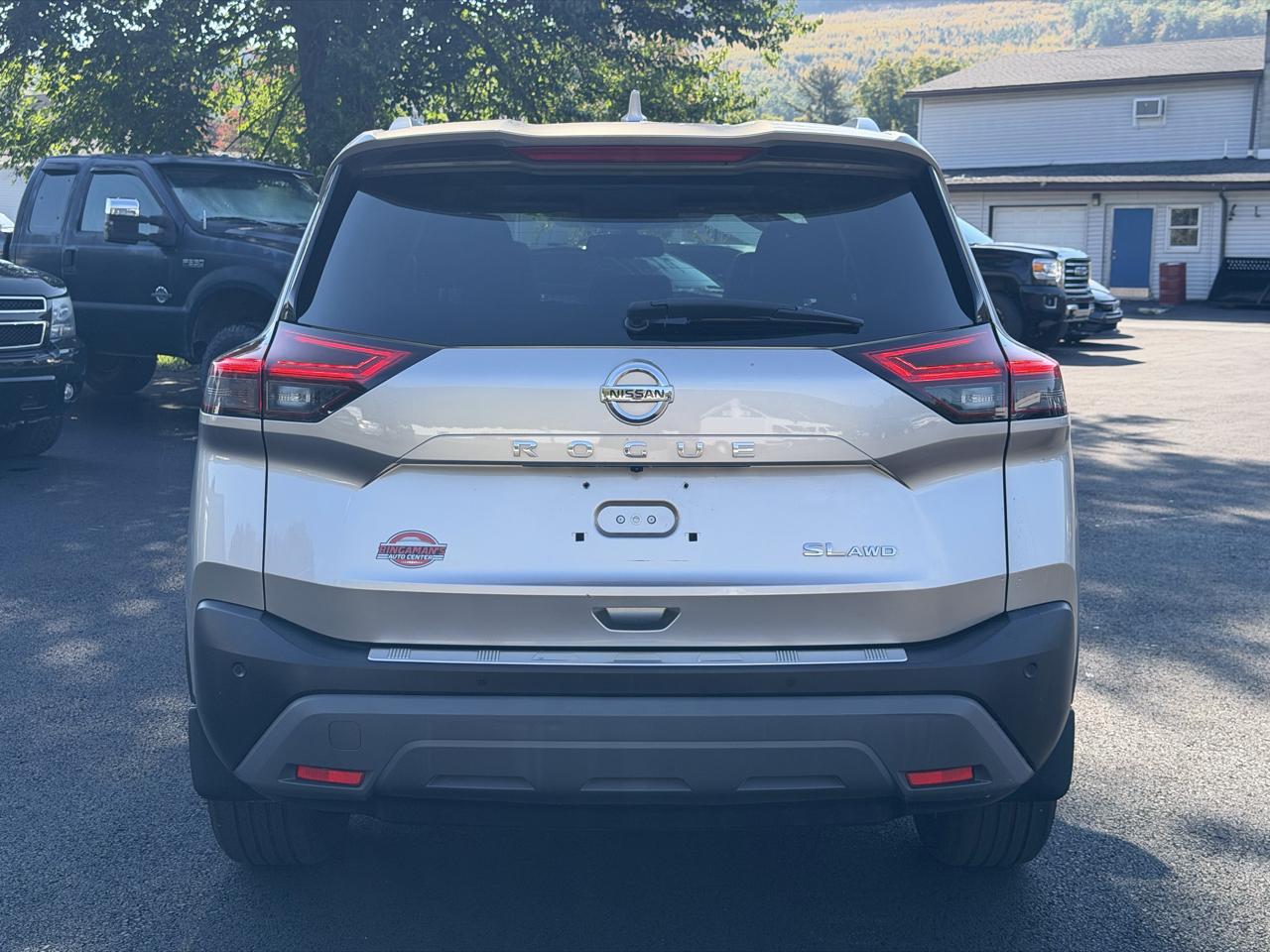 Nissan Rogue  2021