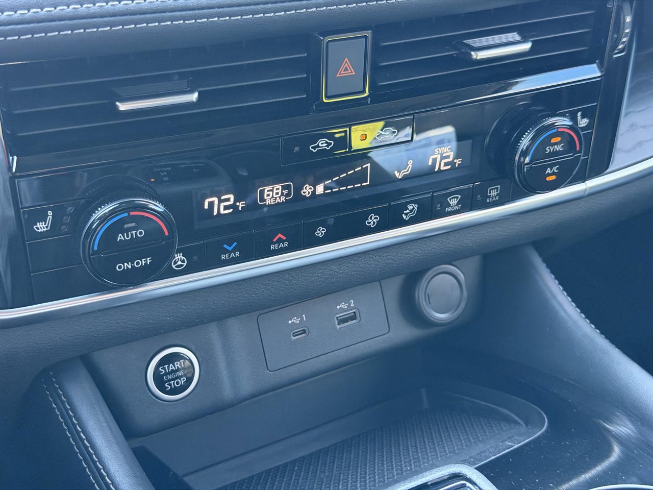 Nissan Rogue  2021
